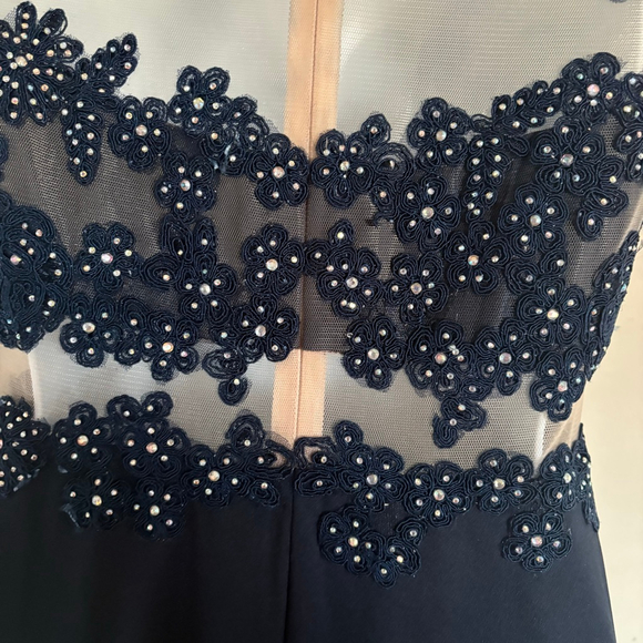 Jovani Mesh Stud Embellished Navy Nude Prom Dress Size 2 Petite - Picture 11 of 13